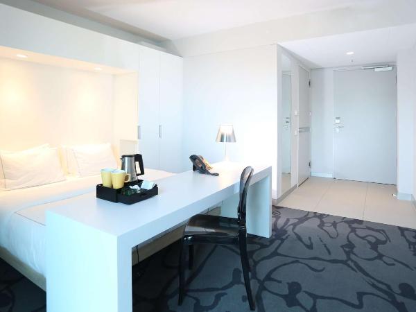 art'otel cologne, Powered by Radisson Hotels : photo 3 de la chambre chambre double art