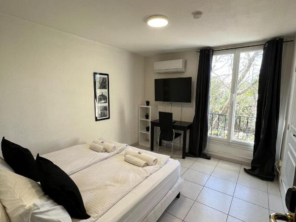 Kimi Résidence : photo 1 de la chambre appartement avec balcon