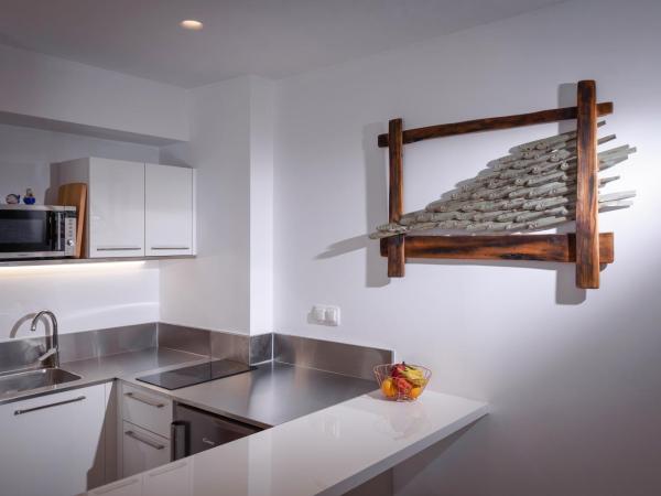 Mika Villas & Suites : photo 4 de la chambre studio lit king-size deluxe