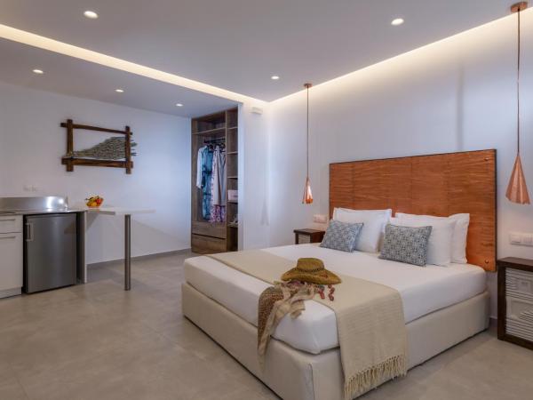 Mika Villas & Suites : photo 1 de la chambre studio lit king-size deluxe