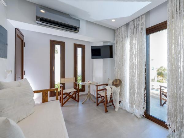 Mika Villas & Suites : photo 4 de la chambre appartement 2 chambres