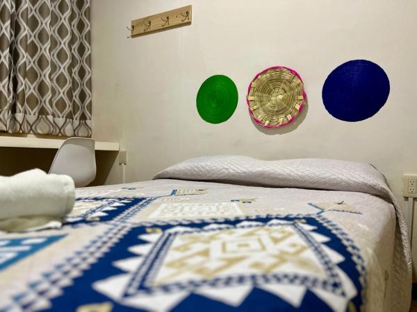 CASA CEMPOAL : photo 1 de la chambre chambre double avec salle de bains commune