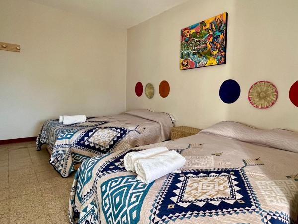 CASA CEMPOAL : photo 4 de la chambre chambre quadruple avec balcon