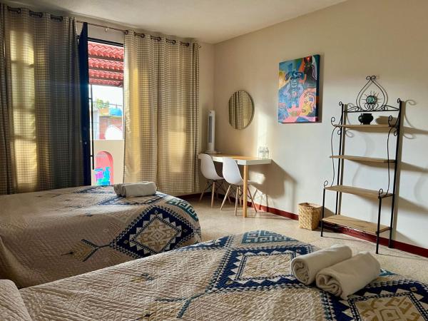 CASA CEMPOAL : photo 8 de la chambre chambre quadruple avec balcon