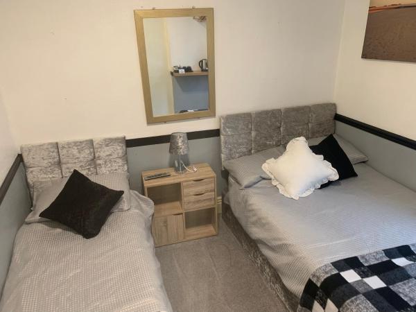 St Albans Hotel : photo 3 de la chambre chambre familiale (2 adultes + 1 enfant)