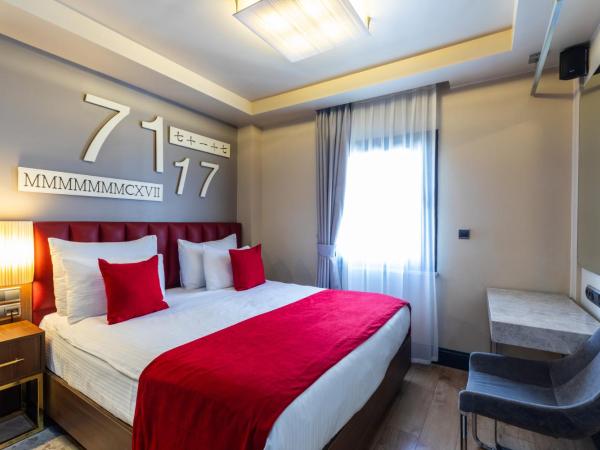 Ramada By Wyndham Istanbul Pera Taksim : photo 5 de la chambre chambre double standard