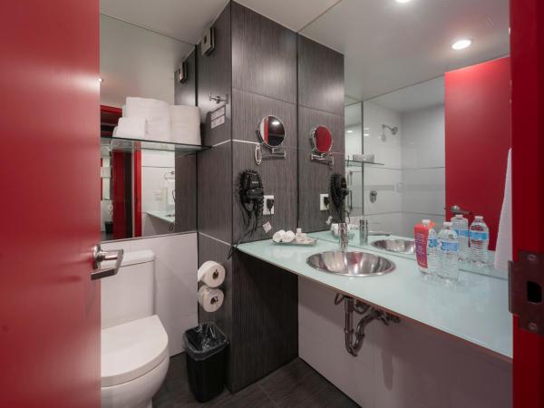 Ramada Encore by Wyndham Queretaro : photo 5 de la chambre chambre double avec 2 lits doubles