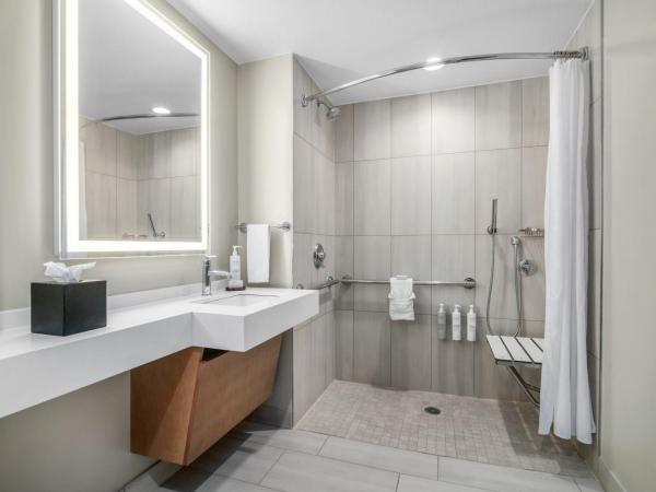Embassy Suites by Hilton Albuquerque : photo 6 de la chambre suite double - pour personnes malentendantes - non-fumeurs