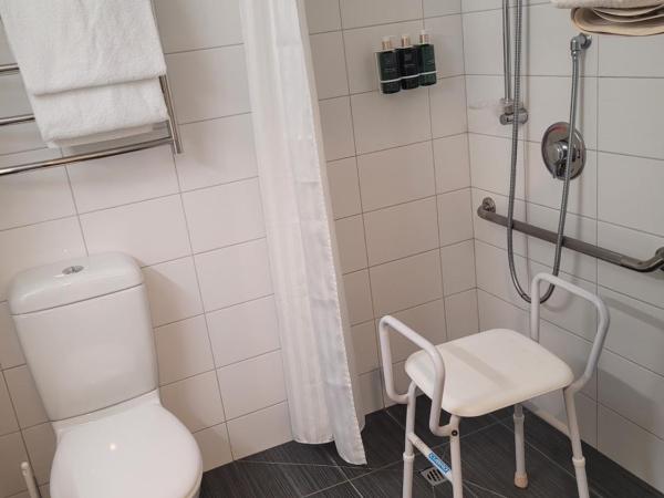 Hotel Elms Christchurch, Ascend Hotel Collection : photo 2 de la chambre chambre lit king-size supérieure pour personnes à mobilité réduite