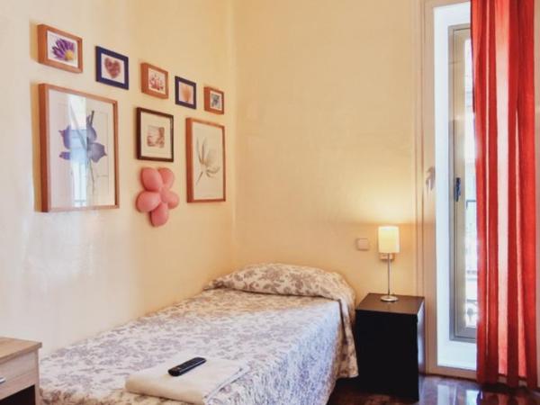 Casa de Huespedes Dolce Vita : photo 1 de la chambre chambre simple avec salle de bains commune