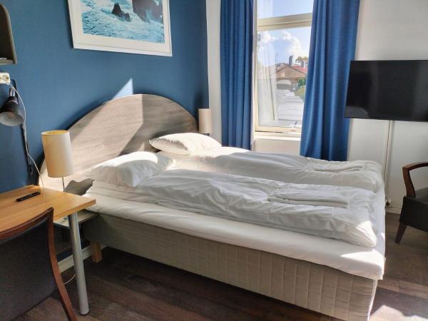 Sjøgløtt Gjestgiveri : photo 3 de la chambre chambre familiale