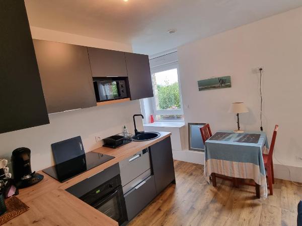 Appartements Couleurs de Mer CANCALE : photo 3 de la chambre appartement 1 chambre