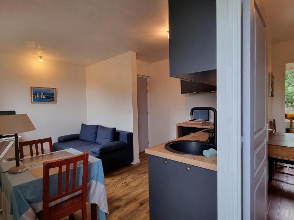 Appartements Couleurs de Mer CANCALE : photo 7 de la chambre appartement 1 chambre