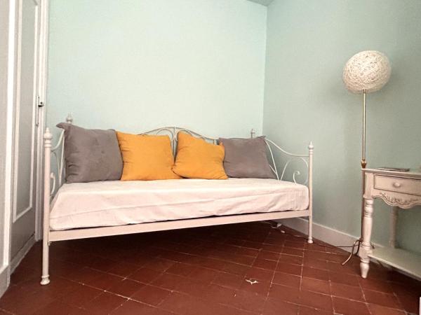 Domaine de Lanis - Maison d'hôtes avec parc et piscine : photo 3 de la chambre chambre familiale - vue sur jardin