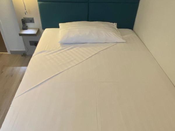 Hotel Admiral : photo 6 de la chambre chambre simple supérieure