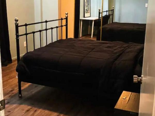 Los Angeles Zen Home : photo 7 de la chambre chambre lit queen-size avec salle de bains commune 