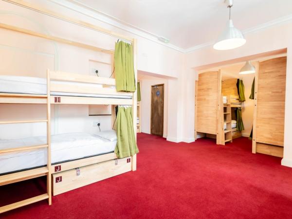 Palmers Lodge Swiss Cottage : photo 3 de la chambre lit dans dortoir mixte de 10 lits