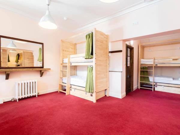 Palmers Lodge Swiss Cottage : photo 2 de la chambre lit dans dortoir mixte de 10 lits