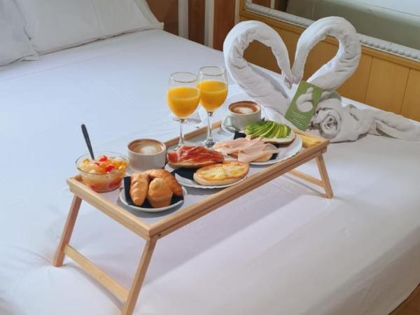 Hostal Avenida Andalucia : photo 1 de la chambre chambre double deluxe