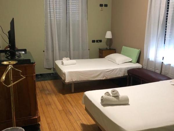 Villa Camilla Milano : photo 3 de la chambre chambre lits jumeaux Économique