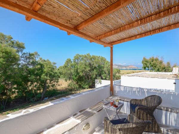 Alkyoni Beach Hotel : photo 2 de la chambre suite nuptiale