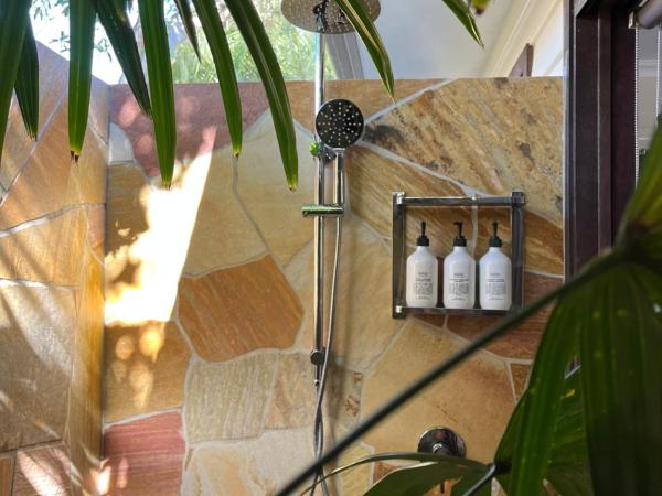 Away Guesthouse- Away on Shirley Lane : photo 9 de la chambre maison 7 chambres