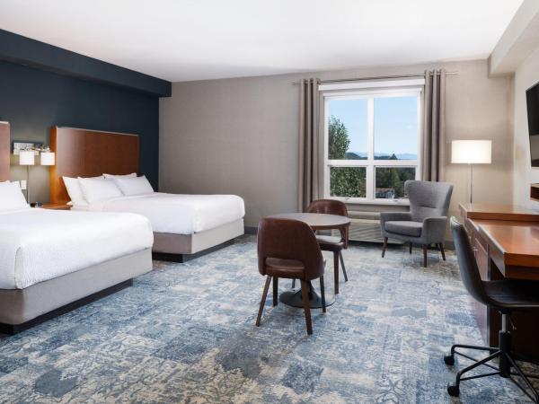 Four Points by Sheraton Victoria Gateway : photo 2 de la chambre suite junior avec 2 lits queen-size