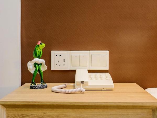 Heye International Youth Hostel : photo 4 de la chambre chambre lits jumeaux urbaine