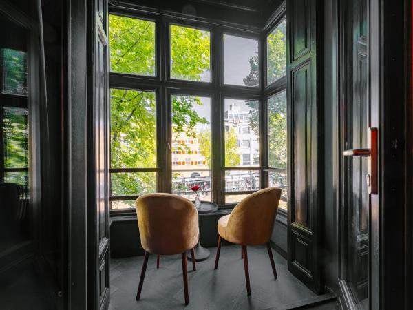 SUPPER Hotel : photo 4 de la chambre suite bar rouge