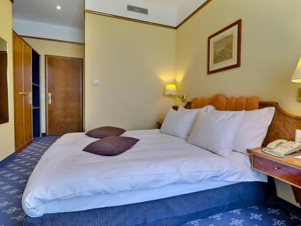 Hotel Mirabeau, BW Signature Collection, Lausanne : photo 4 de la chambre chambre double ou lits jumeaux supérieure