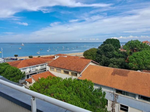 Appart'hôtel Le Trianon : photo 1 de la chambre studio - vue sur mer