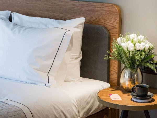 Bob W Eolou : photo 5 de la chambre chambre double avec balcon