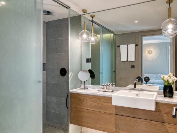 Bob W Eolou : photo 9 de la chambre suite junior avec balcon