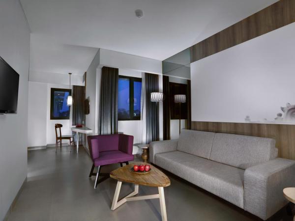 Hotel Neo Malioboro by ASTON : photo 2 de la chambre suite junior