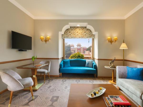 Heritage Village Resort & Spa Manesar-Gurgaon : photo 4 de la chambre heritage suite (ground floor) with complimentary evening hi-tea & snacks with live music