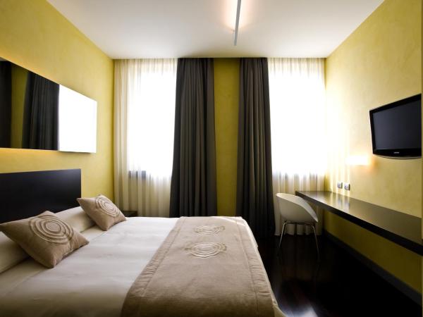 Eos Hotel : photo 7 de la chambre chambre double ou lits jumeaux supérieure