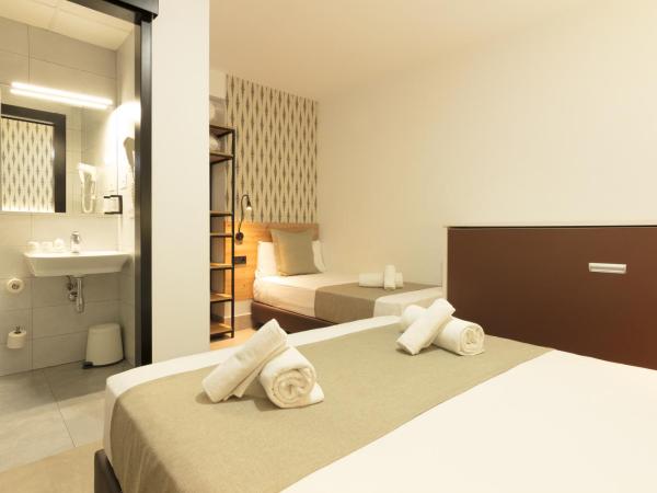 Hotel La Milagrosa : photo 2 de la chambre chambre triple