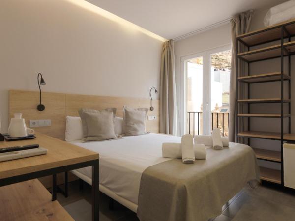 Hotel La Milagrosa : photo 2 de la chambre chambre double ou lits jumeaux supérieure