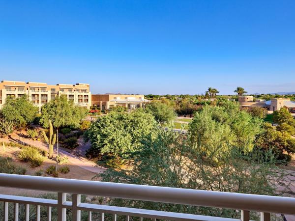JW Marriott Phoenix Desert Ridge Resort & Spa : photo 5 de la chambre guest room, 1 king, botanical garden view, balcony