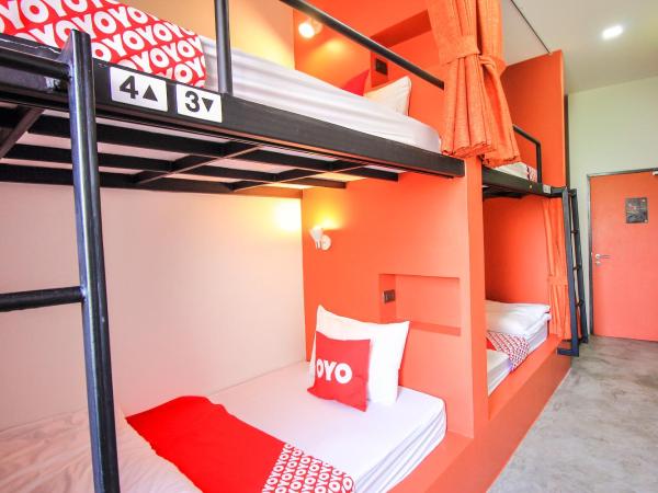 Super OYO 426 All Day Hostel at Sukhmvit : photo 5 de la chambre lit dans dortoir 6 lits