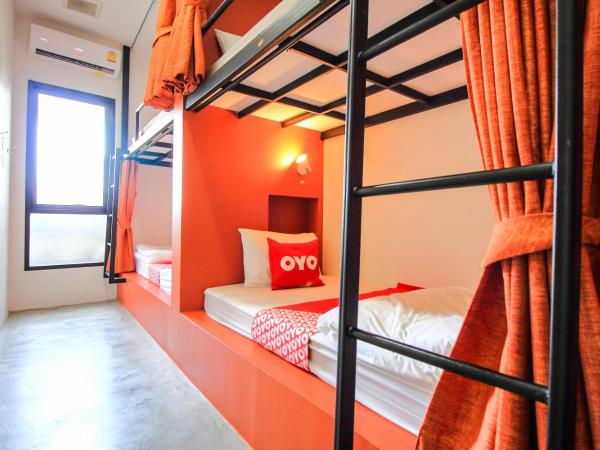 Super OYO 426 All Day Hostel at Sukhmvit : photo 8 de la chambre lit dans dortoir mixte de 10 lits