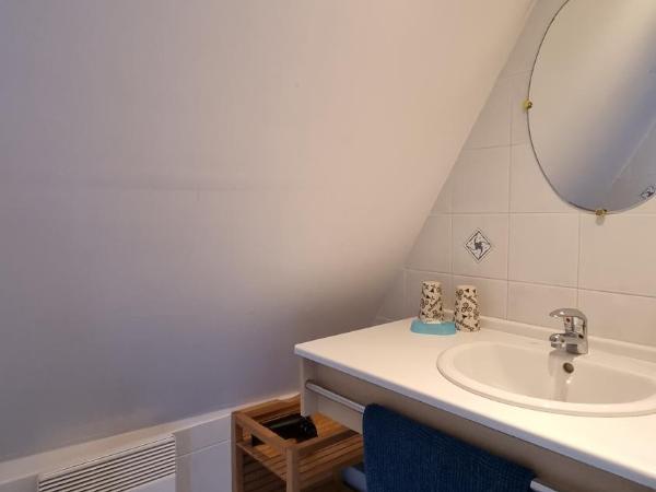 Appartements Couleurs de Mer CANCALE : photo 2 de la chambre appartement - vue sur mer