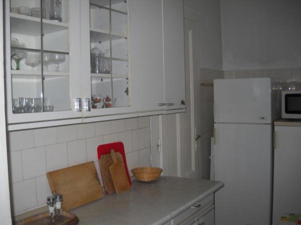 Villa Julia : photo 4 de la chambre chambre lits jumeaux standard avec salle de bains commune