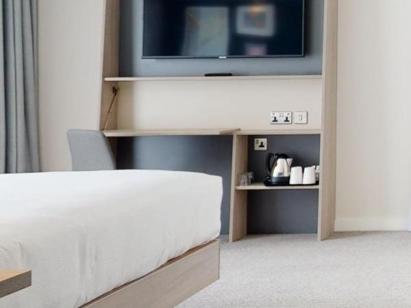 Hampton By Hilton Manchester Northern Quarter : photo 2 de la chambre chambre lit queen-size - pour personnes à mobilité réduite