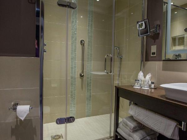 DoubleTree by Hilton Hotel Nottingham - Gateway : photo 7 de la chambre chambre lit king-size