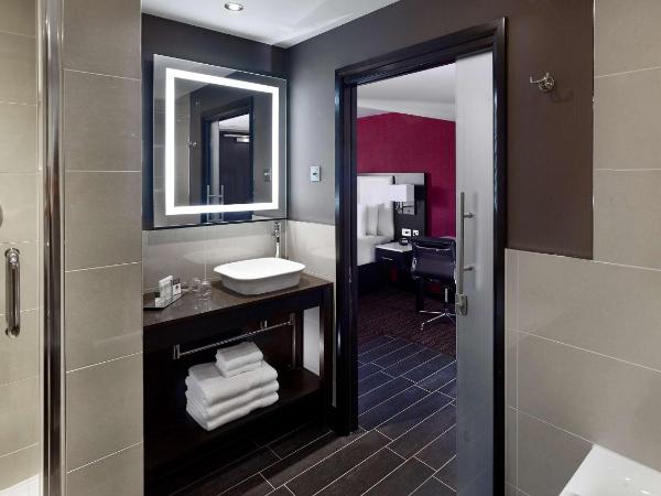 DoubleTree by Hilton Hotel Nottingham - Gateway : photo 4 de la chambre chambre lit king-size deluxe
