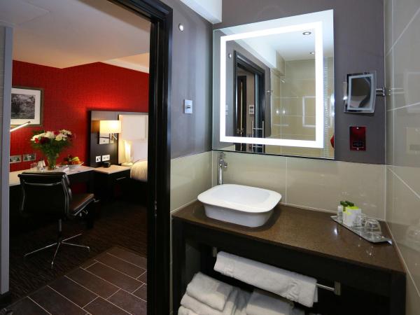 DoubleTree by Hilton Hotel Nottingham - Gateway : photo 7 de la chambre chambre lit king-size deluxe