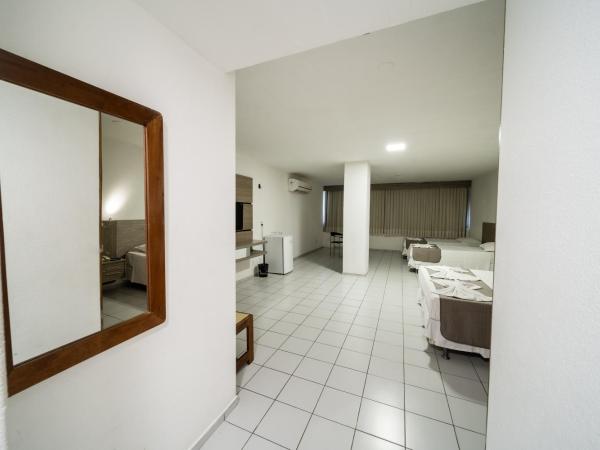 Hotel Praia Mar : photo 4 de la chambre chambre quadruple standard