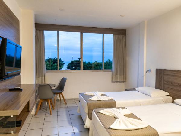 Hotel Praia Mar : photo 3 de la chambre chambre double ou lits jumeaux - vue partielle sur mer