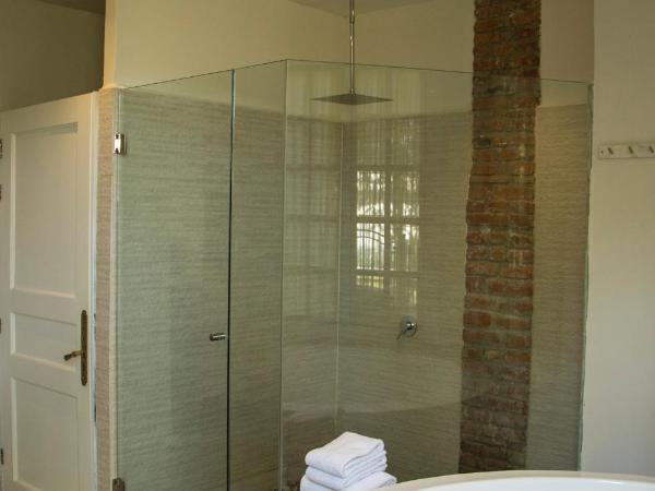 Mansión Papilio : photo 6 de la chambre chambre lit king-size - vue sur jardin